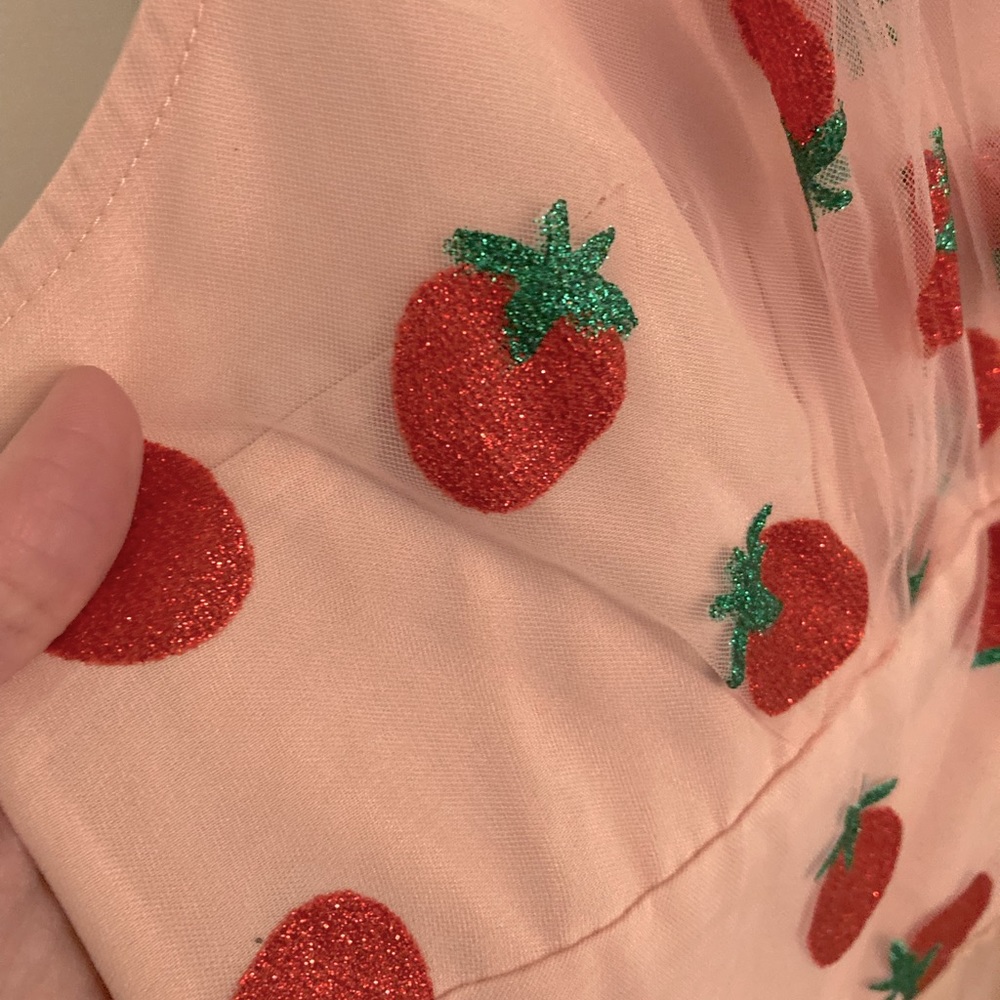 Strawberry Pinup romper Retro Stage! Pink! Viva Las Vegas. NWT. With pockets!! - Picture 5 of 11